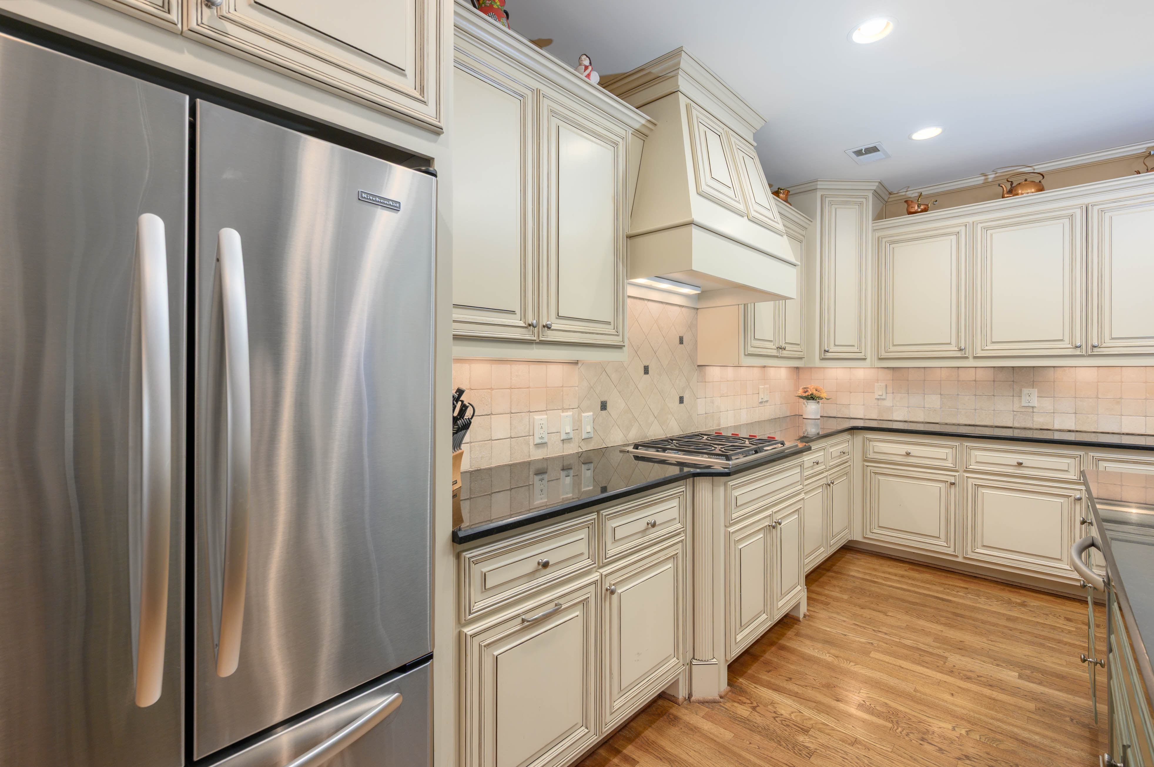 1151 Wrayswood Circle image 9